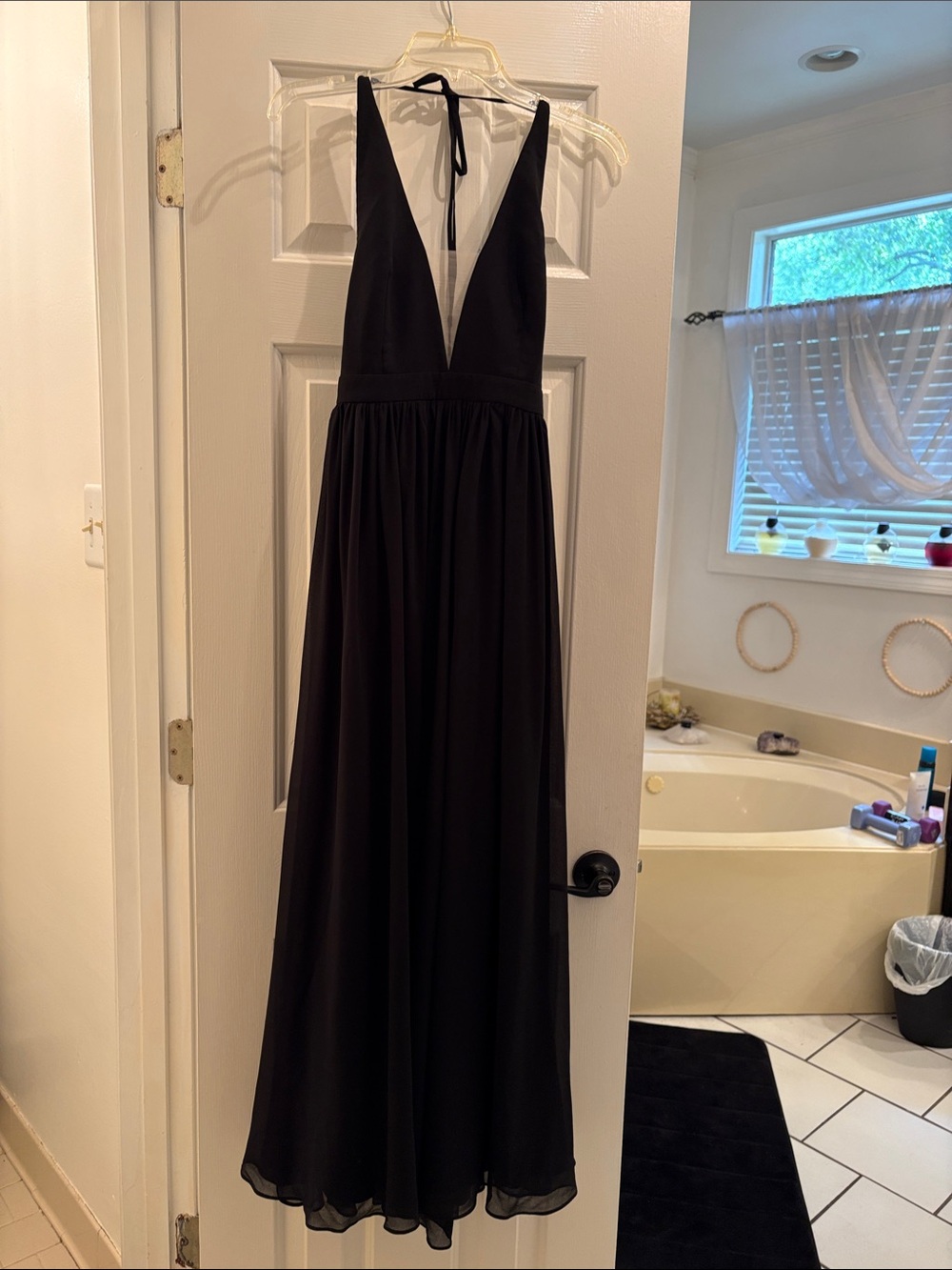 Fame and Partners Black Backless Plunge Maxi Dress